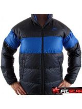 P�nsk� bunda  Nike - klikn�te pro v�t�� n�hled