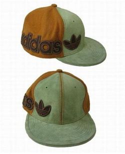 Ksiltovka Adidas SNEAKER CAP